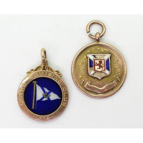 746 - Two 9ct gold medallions, an enamelled flag example for Clyde Cruising club 1912, together with Scott... 