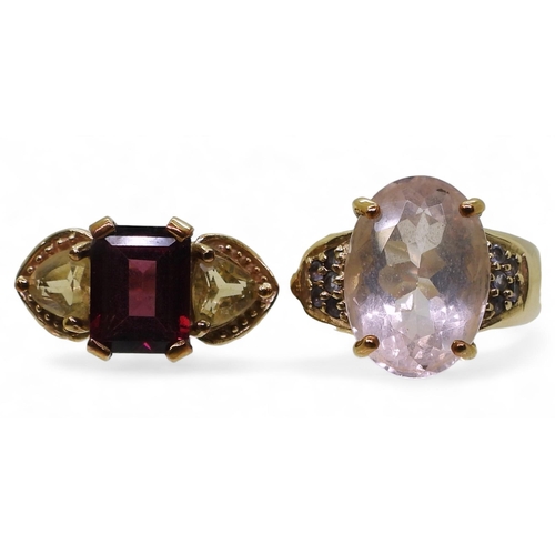 774 - A 9ct gold garnet and citrine three stone ring, size N1/2, together with a rose quartz and purple ge... 