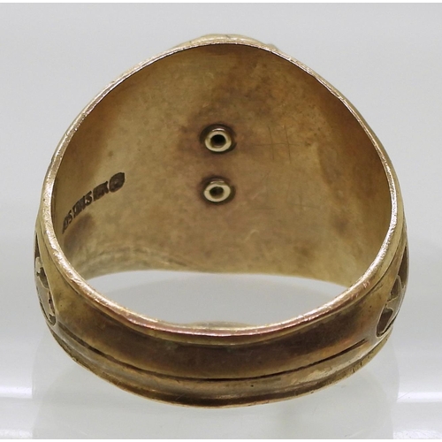 814 - A 10k gold Jostens brand American college ring for St. Joseph's High School, 1977, size U1/2, weight... 