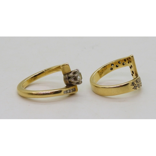 856 - A pair of bright yellow metal and diamond matching zig zag pattern rings, a solitaire of estimated 0... 