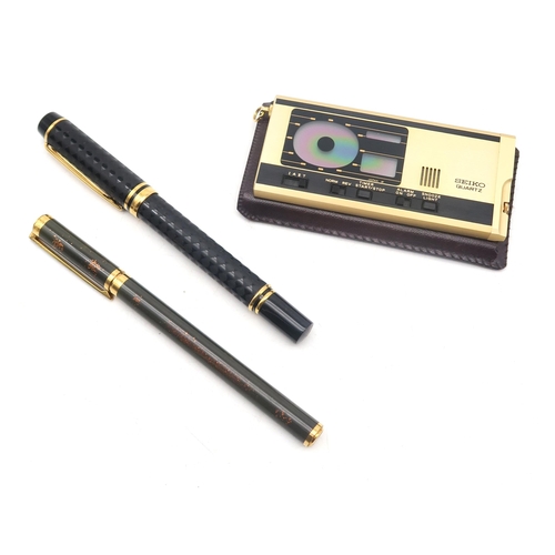 301 - A Waterman fountain pen, with ribbed chequered finish and 18K 