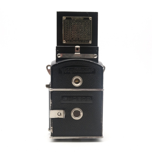 339 - A Voigtlander Superb medium format camera, fitted with Anastigmat Helomar 1:3.5 and Skopar 1:3.5 f=7... 