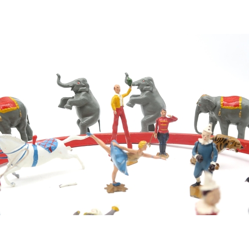 353 - A Britains circus set, with ring