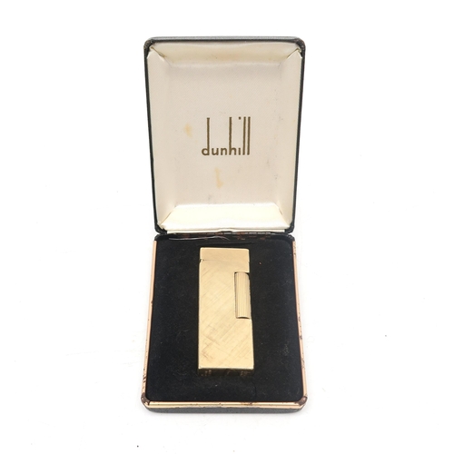 363 - A Dunhill 14K gold-cased cigarette lighter, the base marked 