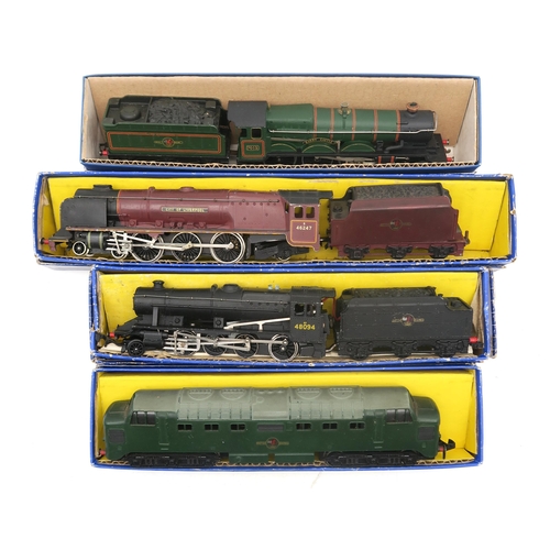 387 - Boxed Hornby Dublo 00-gauge locomotives, comprising a 4-6-0 