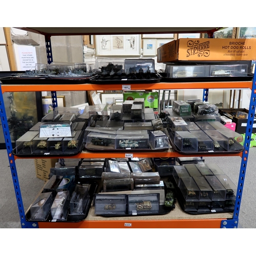 407 - A large quantity of Combat Tanks Collection scale model vehicles, with accompanying magazines publis... 