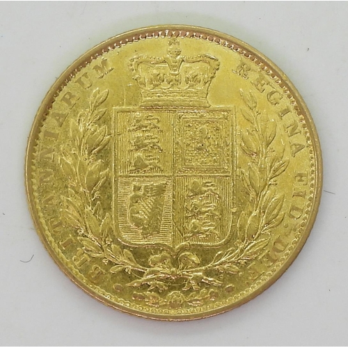 280 - Victoria (1837-1901) 1852 1 SOVEREIGN  obverse; young uncrowned portrait of Queen Victoria left, leg... 