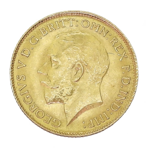 282 - George V (1910-1936) 1/2 sovereign coin 1914 ObversePortrait of King George V facing left legend aro... 