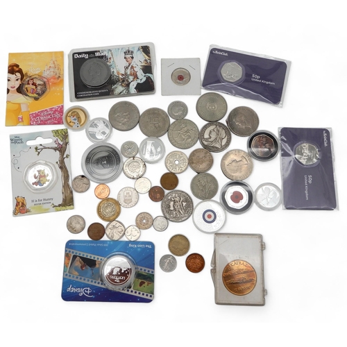 289 - Elizabeth II (1952-2022) Commemorative coins with various 50 pence sets to include Star Wars,  Hercu... 