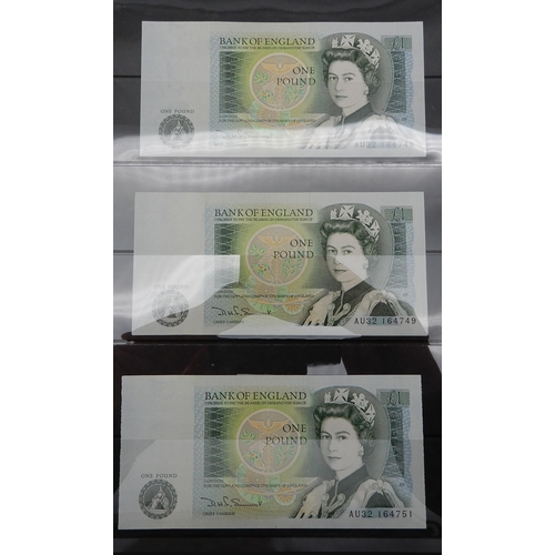 292 - Elizabeth II (1952-2022) Banknotes, £1 The Royal Bank of Scotland 1st October 1997 C/72 292201 throu... 