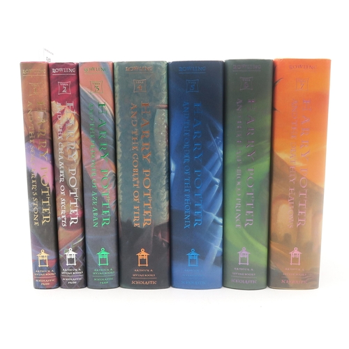 548 - Rowling, J.K. Harry PotterA full set of American first hardback editions, published by Scholastic Pr... 