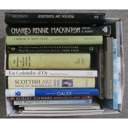 559 - A sizable quantity of art reference books, including titles on Scottish art and decorative ceramics,... 