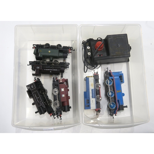 629 - A boxed Hornby 00-gauge R1155 Virgin Trains Pendolino set, together with a quantity of further 00-lo... 