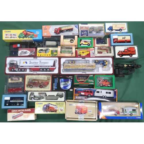 637 - A large quantity of boxed diecast model vehicles, largely by Corgi, to include the Golden Oldies, Cl... 