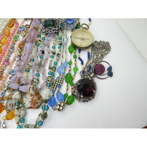 885 - Collection of vintage costume jewellery, including various beaded necklaces, a grouse foot brooch, g... 