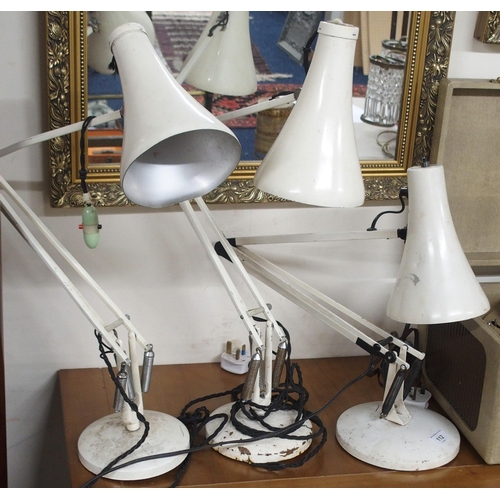 112 - A lot of three assorted mid 20th century Anglepoise adjustable desk lamps (3)