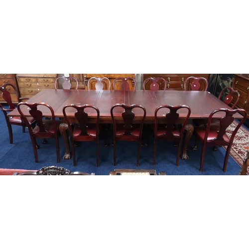 19 - A late 19th/early 20th century mahogany dining suite comprising extending dining table,76cm high x 1... 