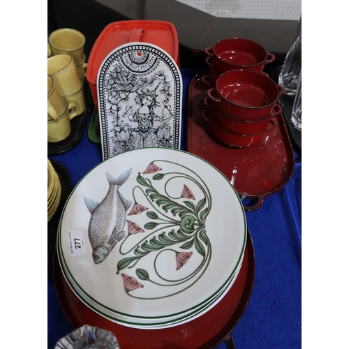 277 - A set of six Villeroy & Boch fish plates, a Bjorn Wiinblad plaque, red and green glazed Thomas &... 