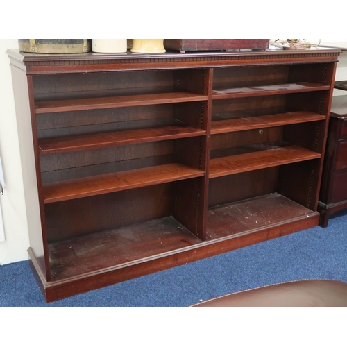 54 - A 20th century mahogany open bookcase with dentil corniced top over six open shelves on plinth base,... 