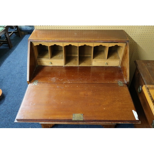 119 - A 20th century mahogany fall front writing bureau, 96cm high x 78cm wide x 43cm deep