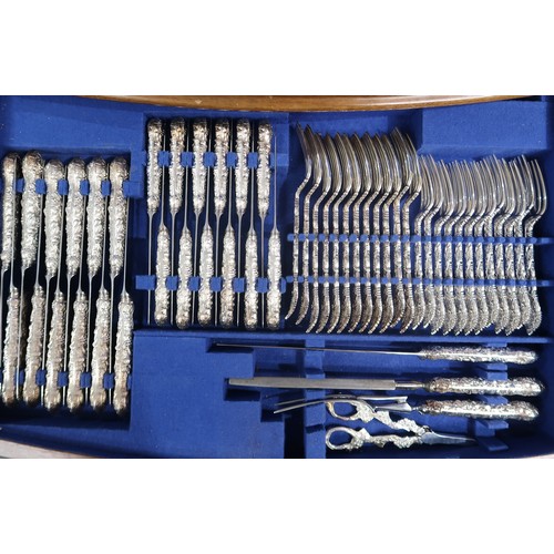 2528 - A CANTEEN OF ELIZABETH II SILVER CUTLERY mainly by Mappin & Webb, London 1979, the grape scissor... 