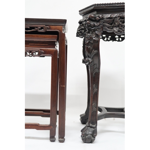 2020 - A 19TH CENTURY CHINESE MARBLE TOPPED JARDINIERE STAND with octagonal top over carved pierced friezes... 