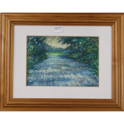 985A - SYLVIA ALLEN (SCOTTISH CONTEMPORARY)  AVENUE Pastel, signed lower right, 20 x 27cm... 