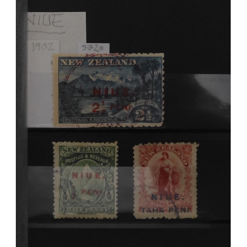 7015 - BRITISH COMMONWEALTHNEW ZEALAND AND DEPENDENCIES many hundreds of mainly used to include various Vic... 