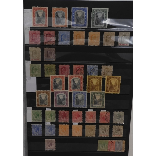 7026 - BRITISH COMMONWEALTHBAHAMAS a collection in stock sheets Victoria various Chalon heads up 6/d, Victo... 