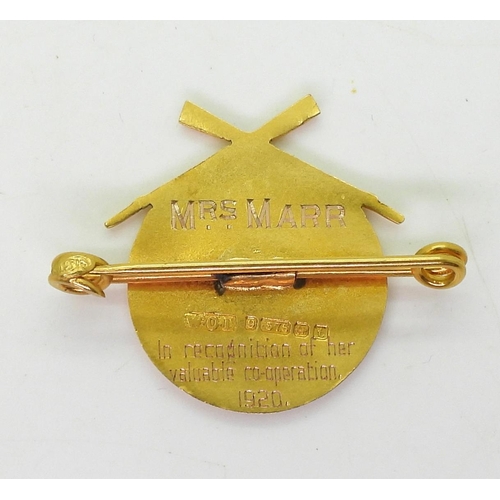 730 - A 1920's, 9ct gold Royal National Lifeboat Institution presentation brooch, weight 5.8gms 