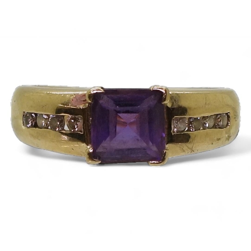 742 - A 9ct gold amethyst and diamond ring, finger size N, weight 3gms