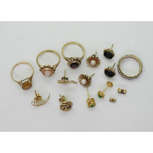 757 - A collection of gold and yellow metal four 9ct gold rings, cameo size M, garnet size L, citrine size... 