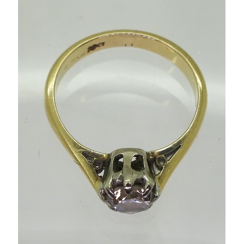 780 - An 18ct gold diamond solitaire ring, set with an estimated approx 0.50ct brilliant cut diamond, size... 