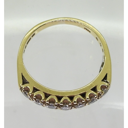 781 - an 18ct gold half eternity ring, set with estimated approx 0.30cts of brilliant cut diamonds, finger... 