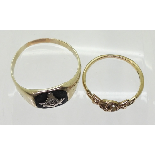 789 - A 10k gold Masonic ring, size X, set with onyx (af)together with a 9ct gold Glasgow Rose ring size M... 