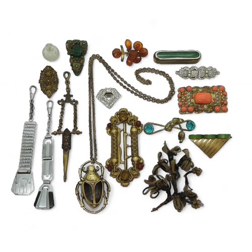 839 - Collection of vintage jewellery, including woven hair flower ornament, a brass buckle example, a bra... 