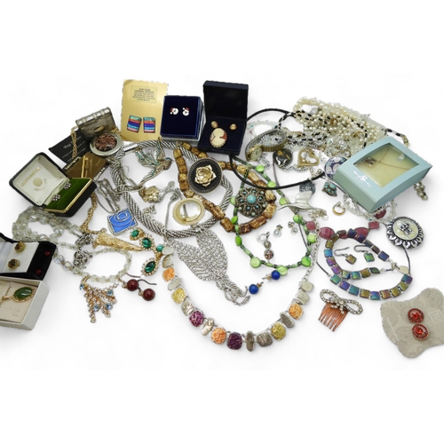 891 - A large collection of vintage costume jewellery to include a pair of Caithness earrings, a pewter go... 