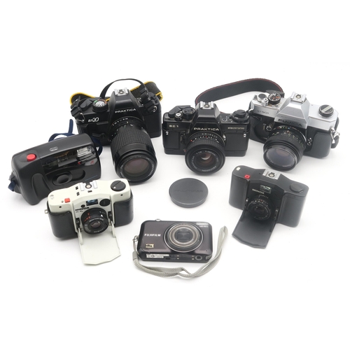 463 - Assorted camera equipment, to include a Fujica SLR 35mm camera, fitted with a Fujinon 1:22 f=55m len... 