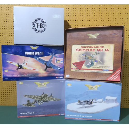 469 - Corgi Aviation Archive 1:72-scale: AA36204 War War II in Winter J-8 Gladiator with Ski's and Diorama... 