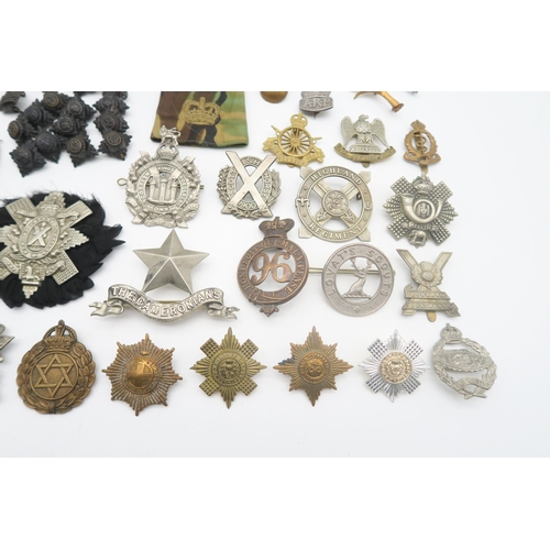 527 - A collection of military cap badges, to include the 96th Regiment of Foot, Black Watch (Royal Highla... 