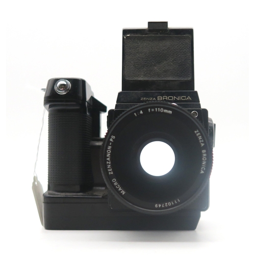 551 - A Zenza Bronica SQ-Am camera body fitted with a Macro Zenzanon-PS 1:4 f=110mm lens; and boxed SQ-Ai ... 