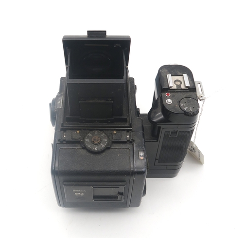 551 - A Zenza Bronica SQ-Am camera body fitted with a Macro Zenzanon-PS 1:4 f=110mm lens; and boxed SQ-Ai ... 