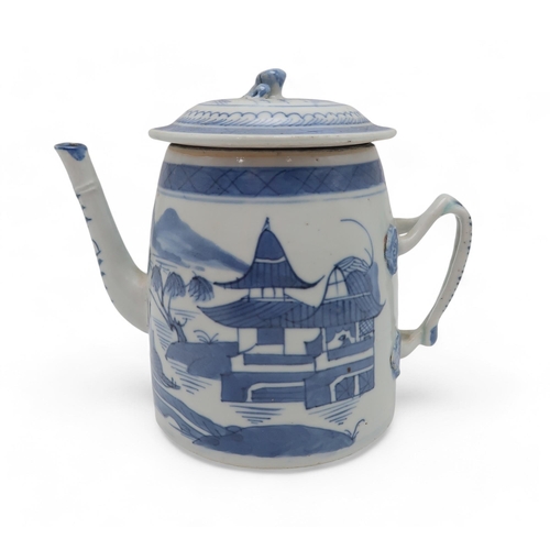 328 - An 18th century style Chinese export blue and white teapot, decorated with landscape scenes, with a ... 