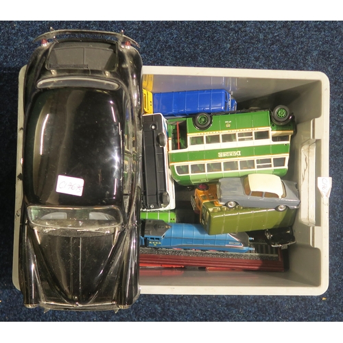 577 - A large collection of packaged diecast model vehicles, to include Vanguards, Great British Buses, Co... 