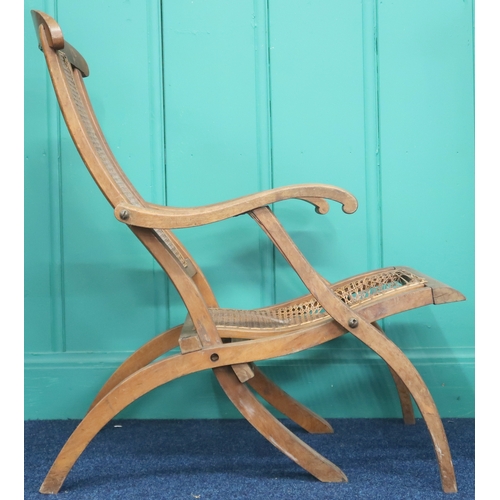 2006 - AN EARLY 20TH CENTURY FURNESS RAILWAYS - WINDERMERE TEAK FRAMED FOLDING STEAMER CHAIR with bergere b... 