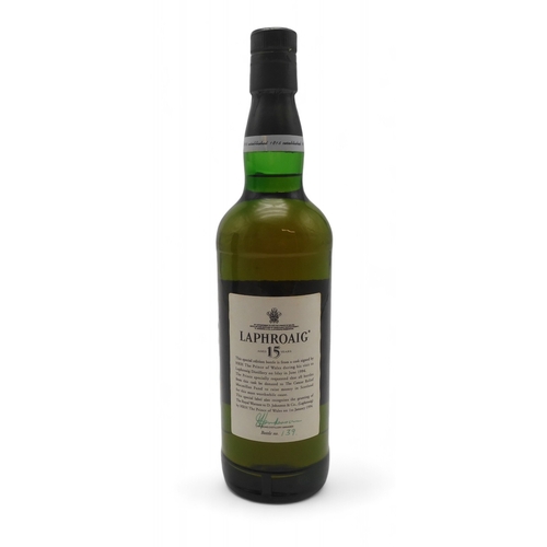 2680H - LAPHROAIG 15 YEAR OLD SINGLE ISLAY MALT WHISKY Bottle Number 139 of 290 bearing signature of Iain He... 