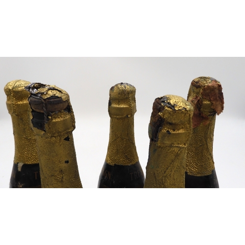 2681C - EPERNAY CHAMPAGNE LEMAIRE & FILS 1928Seven Bottles of Champagne Tres Sec Vintage 1928... 