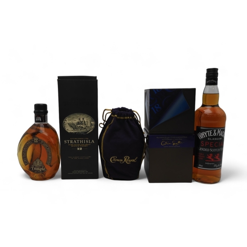 2685 - CHIVAS BROTHERS Chivas Regal Blended Scotch Whisky Aged 18 Years Gold Signature 75cl 40% vol with pr... 