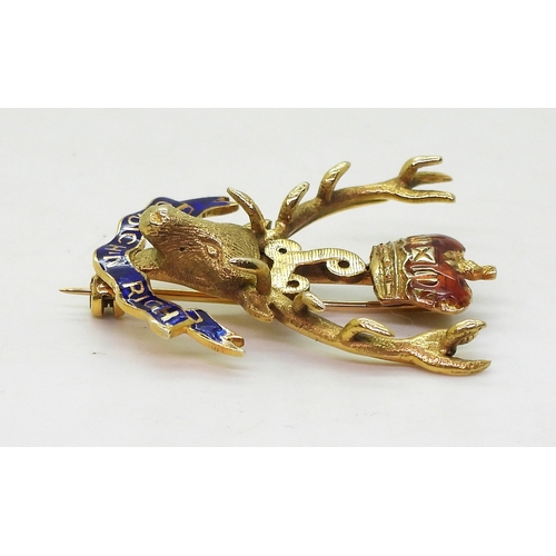 702 - Seaforth Highlanders sweetheart brooch, made in 9ct gold with detailed stags head with pronged antle... 