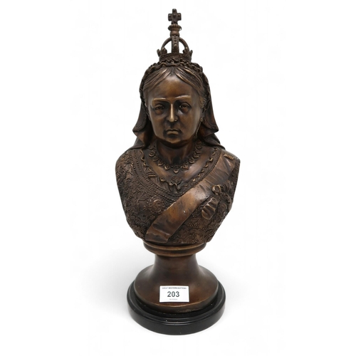 203 - A 20th century cast bronze of Queen Victoria